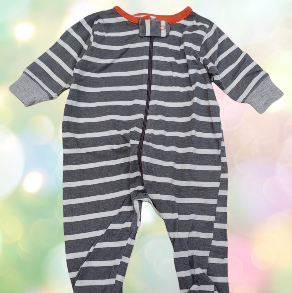 #1015 sleeper gerber 0-3 months